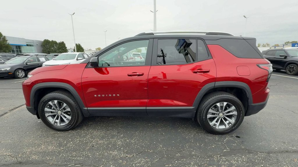 Used 2025 Chevrolet Equinox LT w/ Convenience Package II FWD image 5