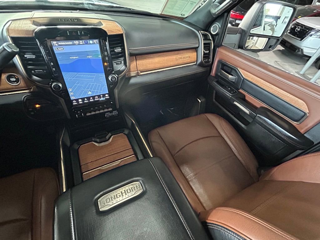 Used 2024 RAM 2500 Limited image 11