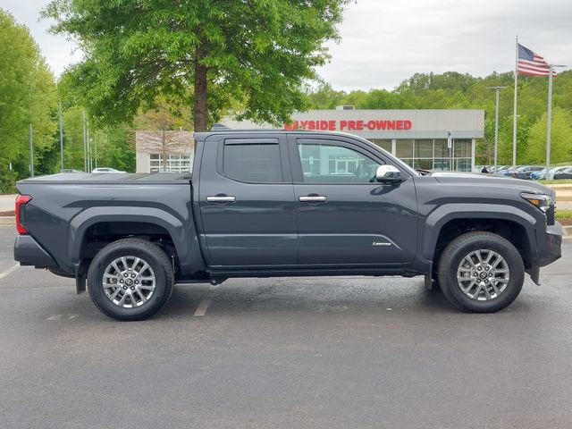 Certified 2025 Toyota Tacoma Limited AWD/4WD image 11