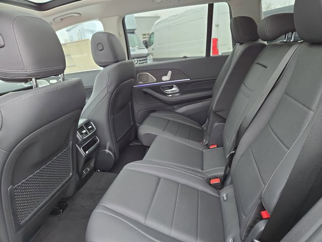 New 2026 Mercedes-Benz GLS 450 4MATIC image 29