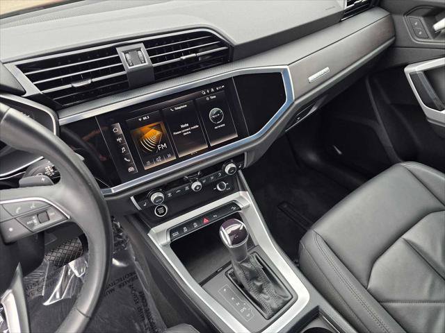 Certified 2023 Audi Q3 2.0T Premium w/ Convenience Package AWD/4WD image 27