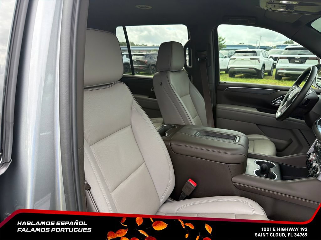Used 2024 GMC Yukon SLT w/ SLT Luxury Package AWD/4WD image 35