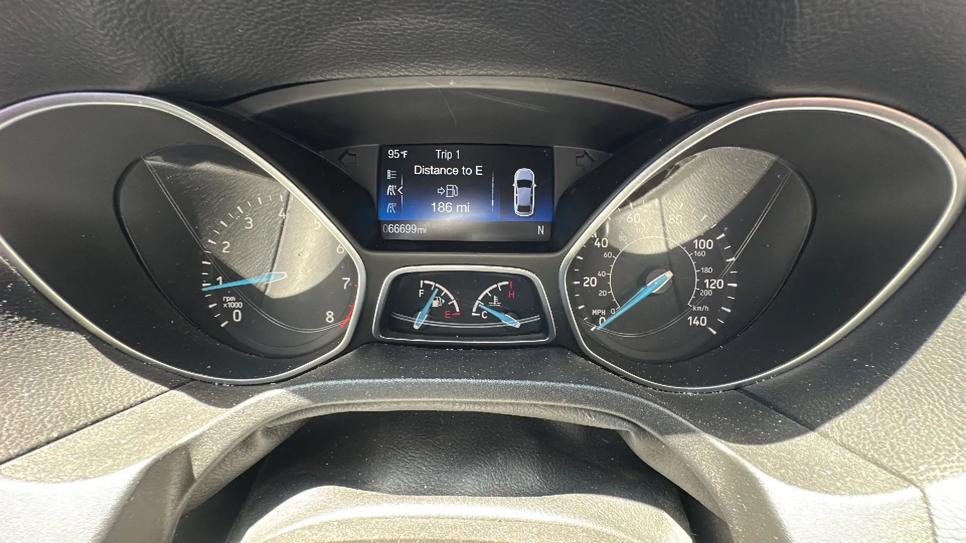 Used 2017 Ford Focus SE FWD image 10
