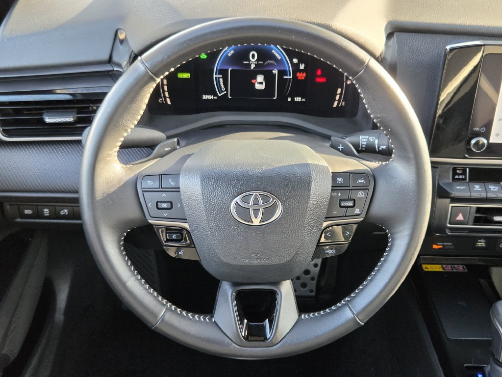 Used 2026 Toyota Camry SE FWD image 15