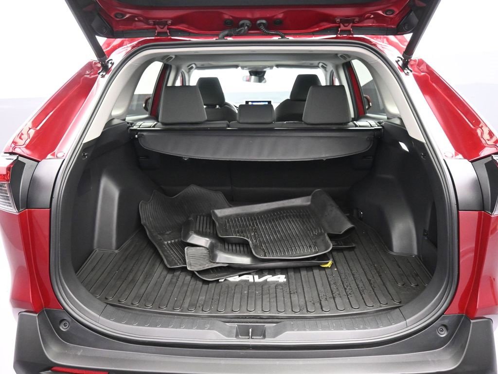 Certified 2023 Toyota RAV4 XLE image 22