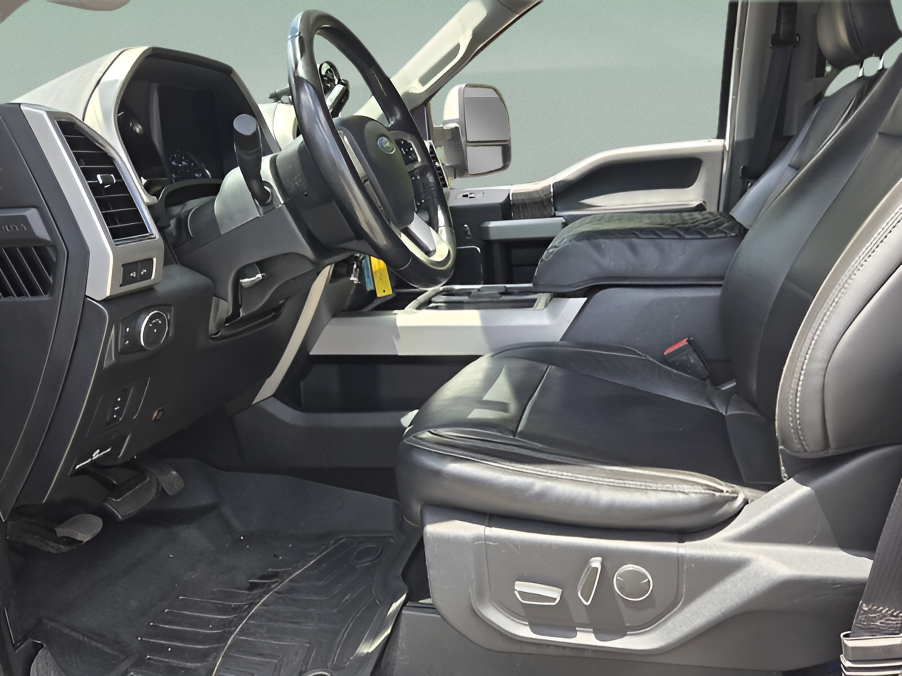 Used 2019 Ford F350 Lariat w/ Lariat Value Package AWD/4WD image 9