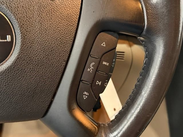 Used 2011 GMC Acadia Denali FWD image 17