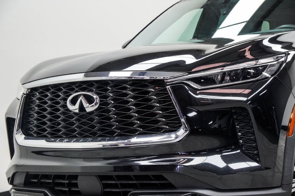 Used 2023 INFINITI QX60 Pure FWD image 2