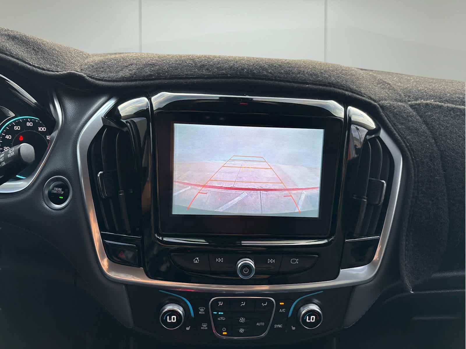 Used 2019 Chevrolet Traverse LT image 31