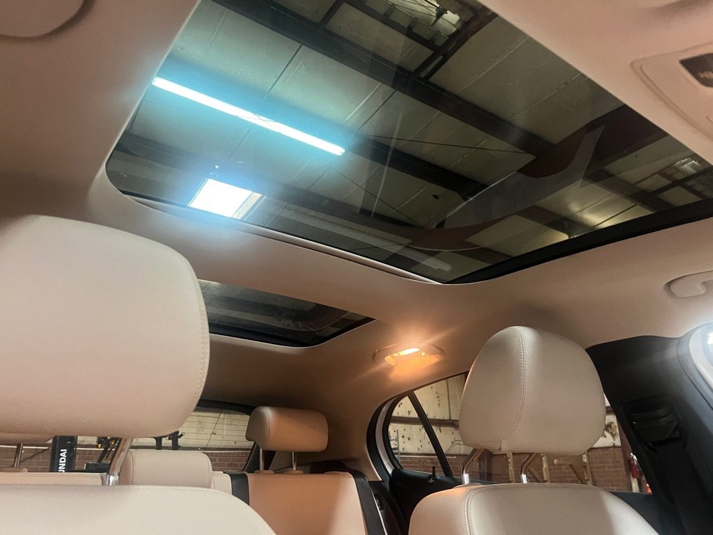 Used 2019 Mercedes-Benz GLA 250 4MATIC image 30