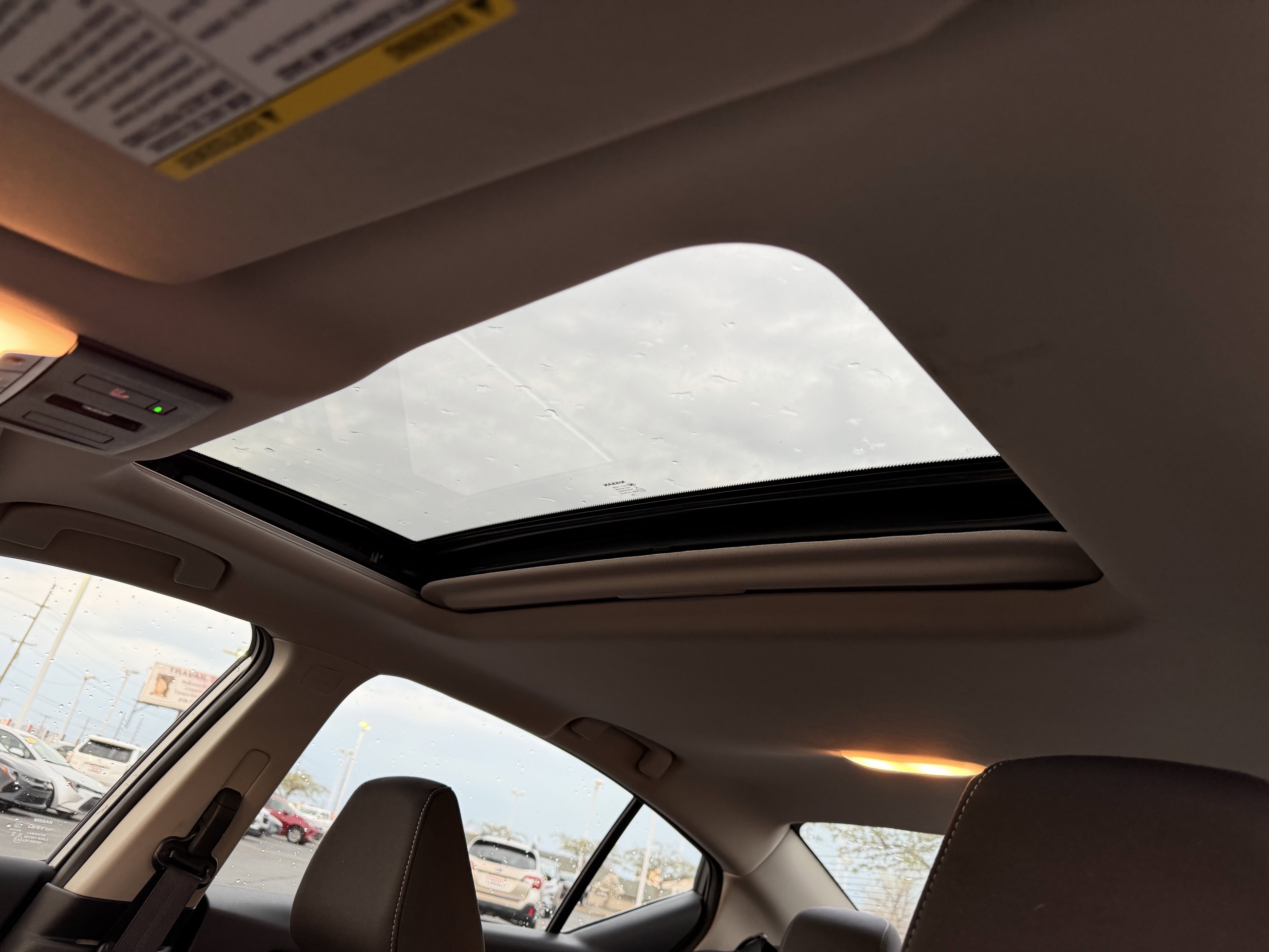 Used 2024 Nissan Altima 2.5 SV w/ SV Premium Package image 14