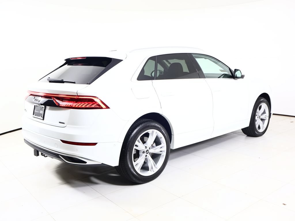 Certified 2023 Audi Q8 Premium Plus w/ Premium Plus Package AWD/4WD image 17
