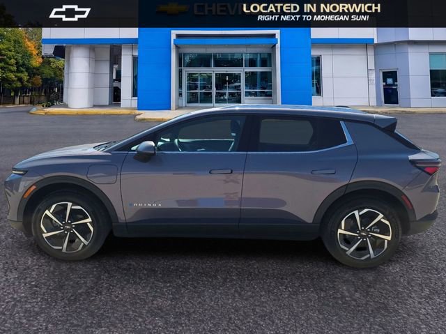 New 2026 Chevrolet Equinox EV LT AWD/4WD image 8