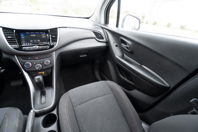 Used 2022 Chevrolet Trax LS w/ Tint and Cruise Package image 14