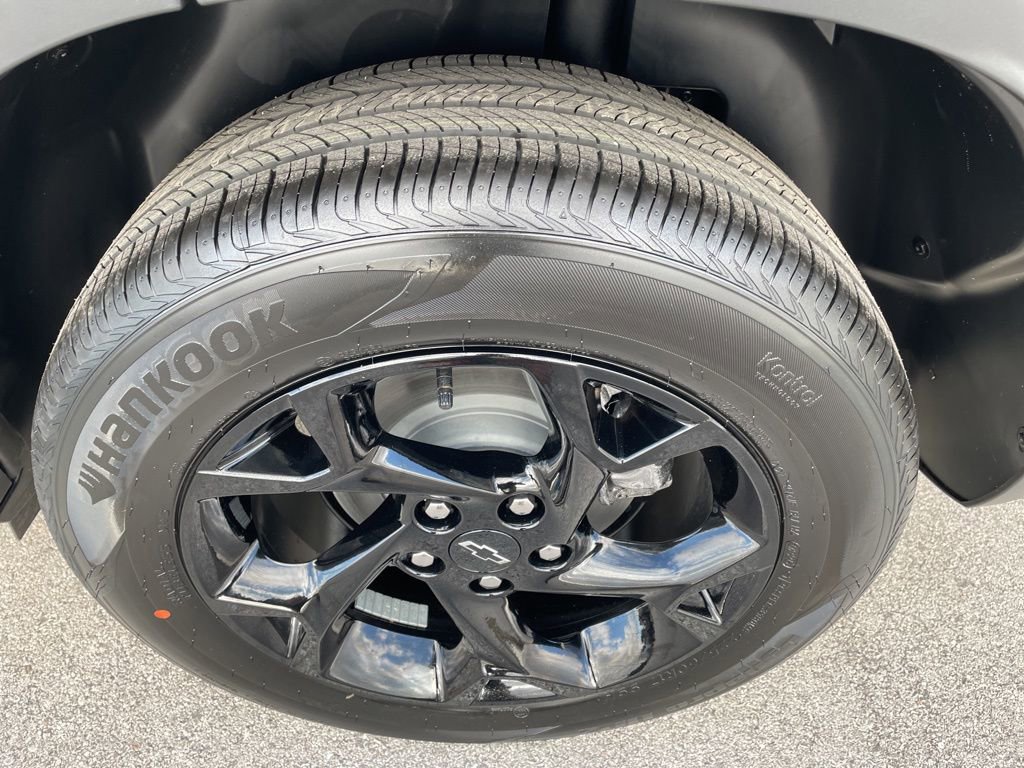 New 2026 Chevrolet Trax LT w/ Driver Confidence Package FWD image 26