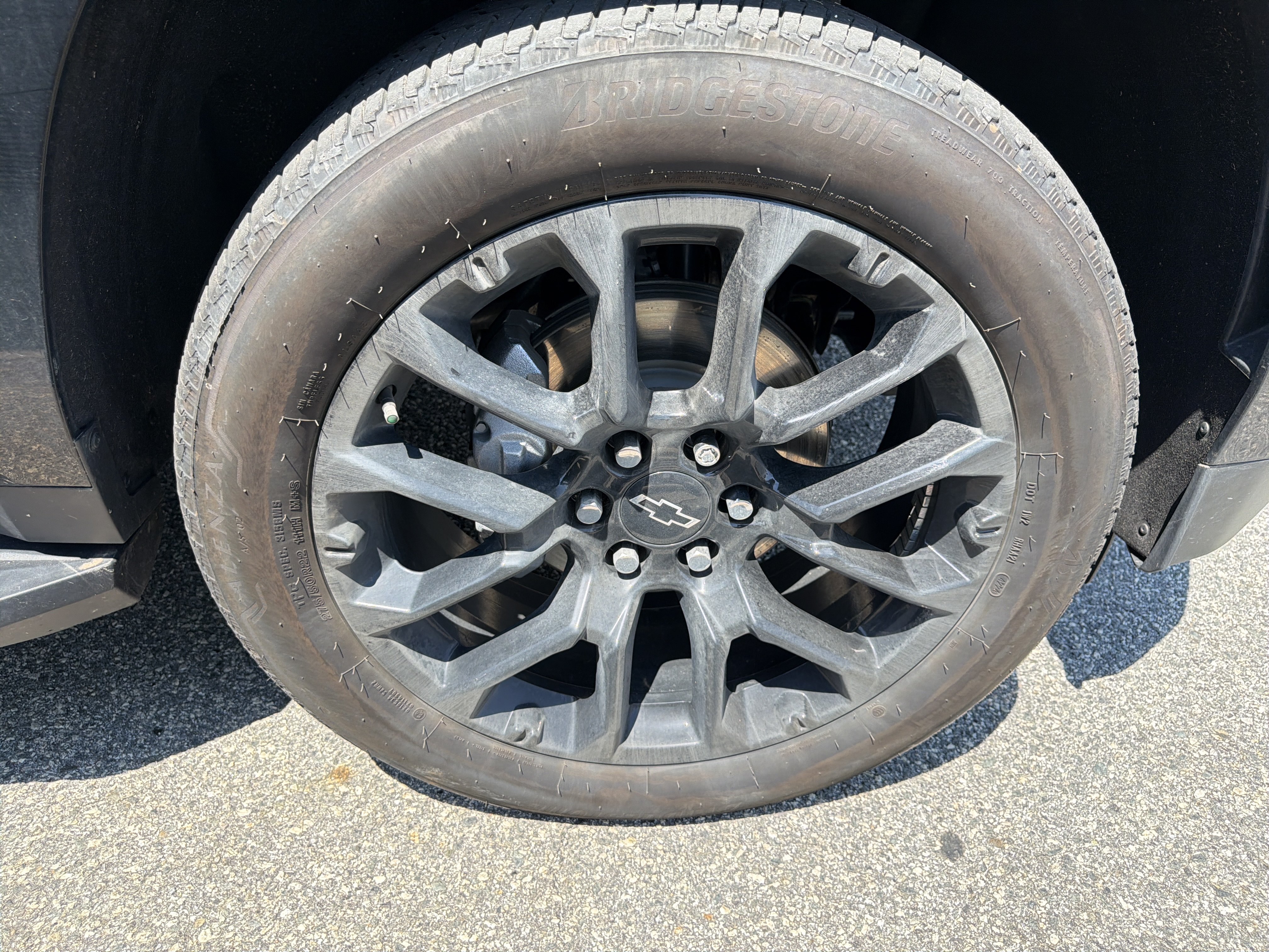 Used 2025 Chevrolet Tahoe Premier AWD/4WD image 12