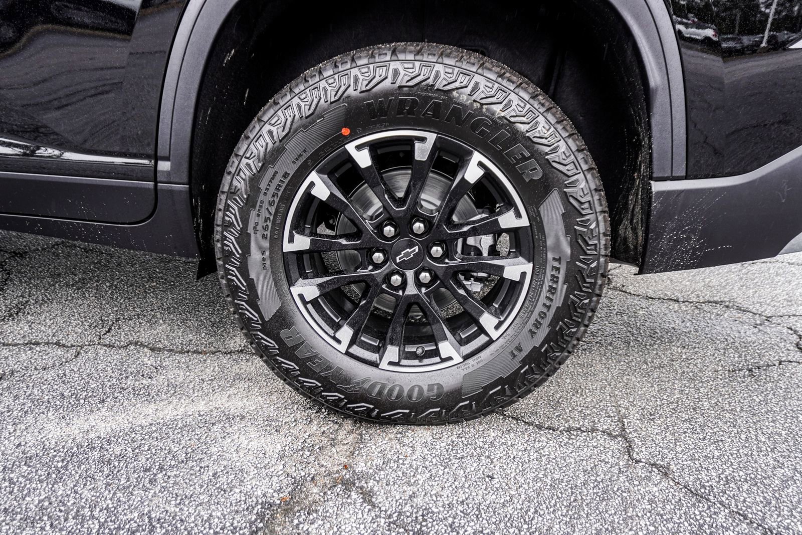 New 2026 Chevrolet Traverse Z71 image 12