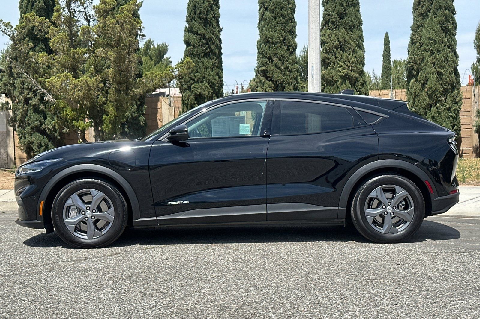 Used 2023 Ford Mustang Mach-E Select image 7