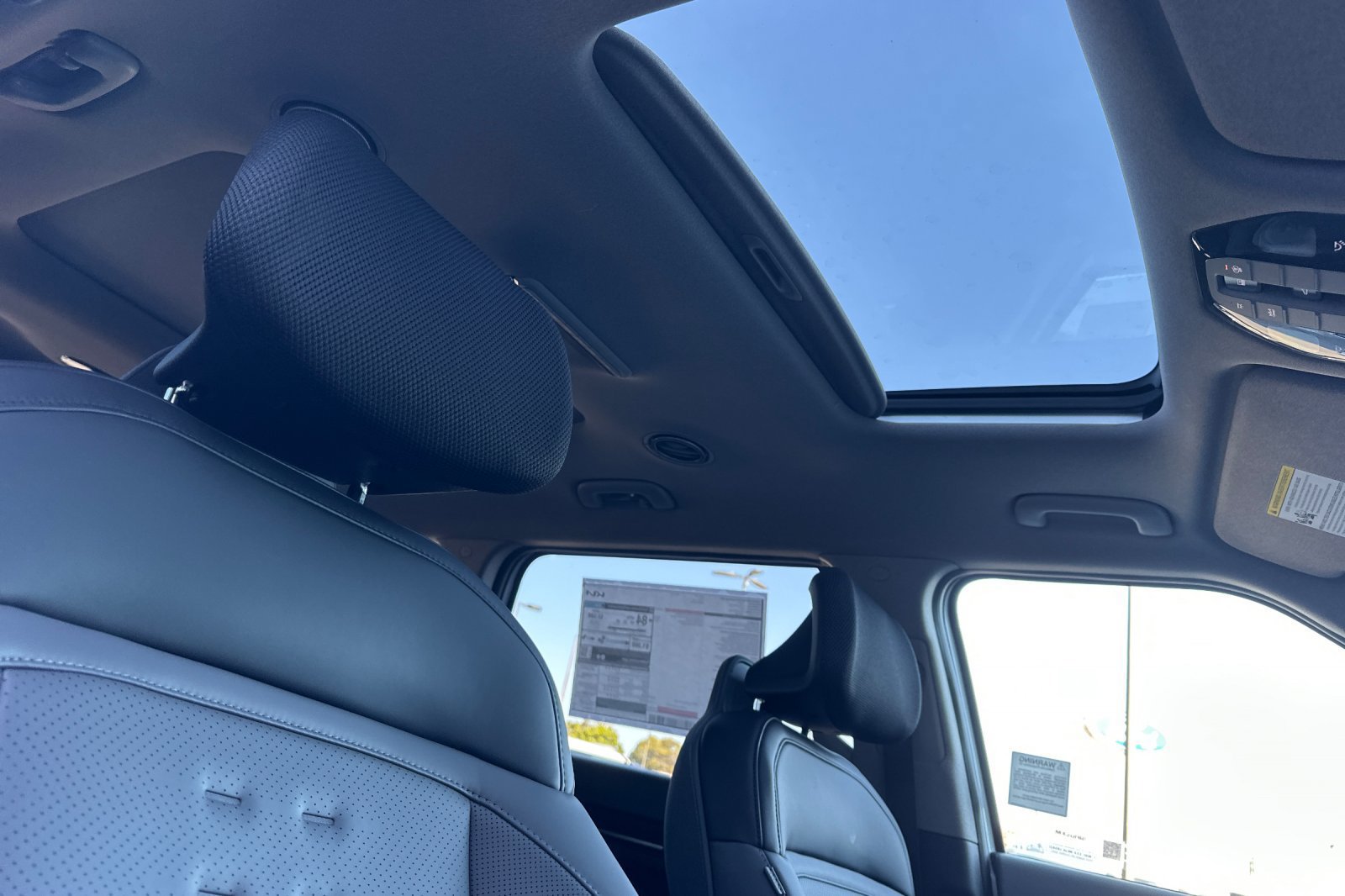New 2026 Kia EV9 Wind AWD/4WD image 17