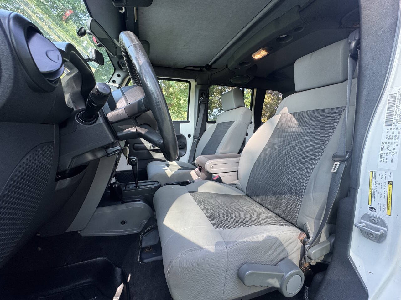 Used 2010 Jeep Wrangler Unlimited Sport AWD/4WD image 16