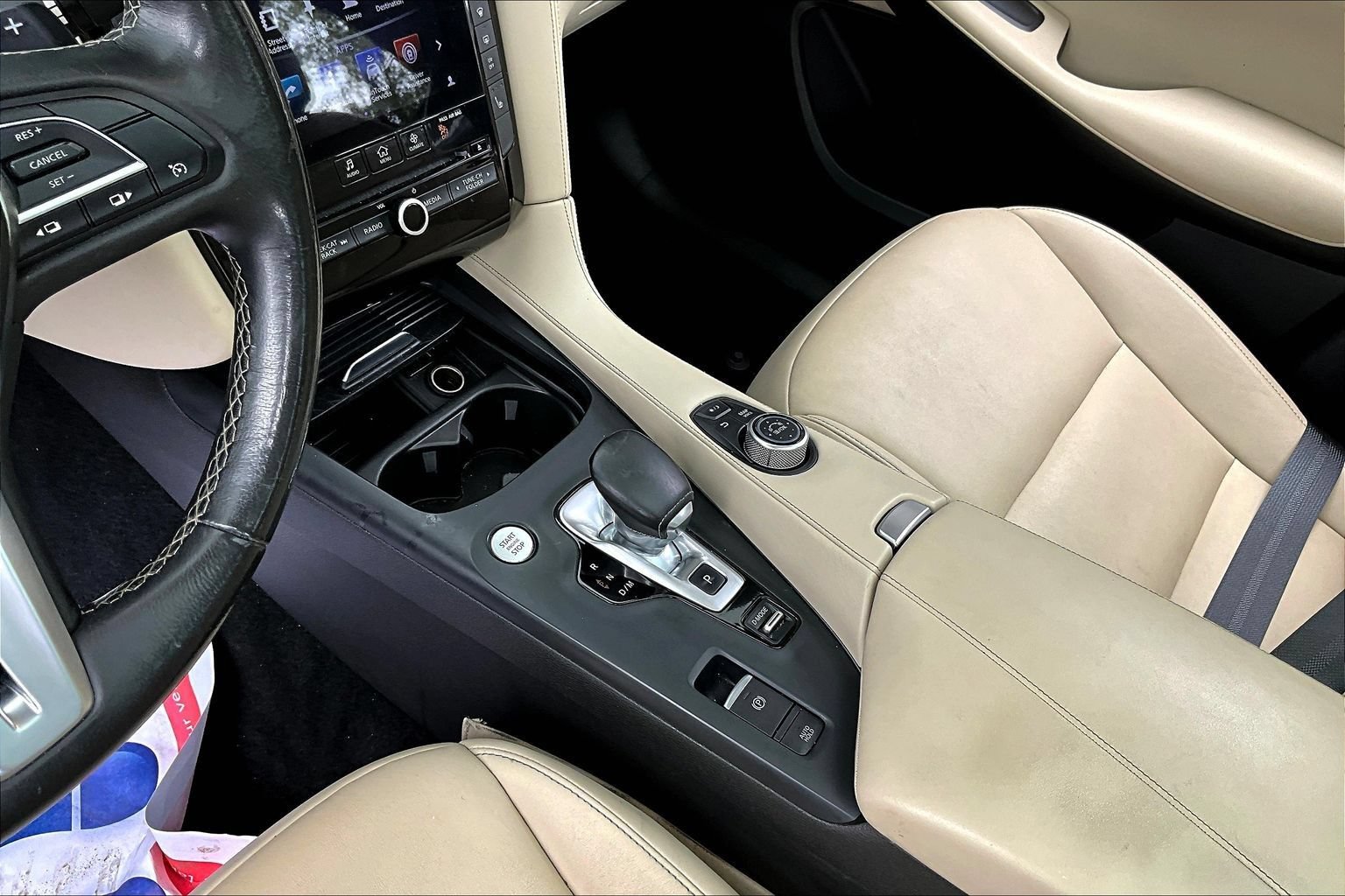 Used 2019 INFINITI QX50 Luxe w/ Navigation Package AWD/4WD image 13