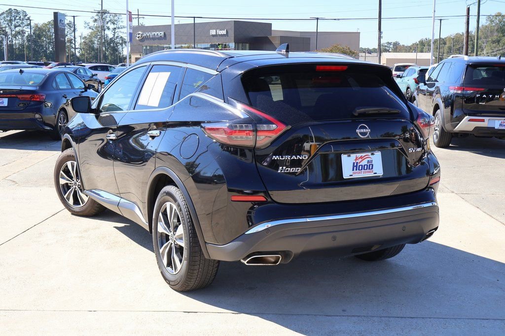 Used 2023 Nissan Murano SV image 2