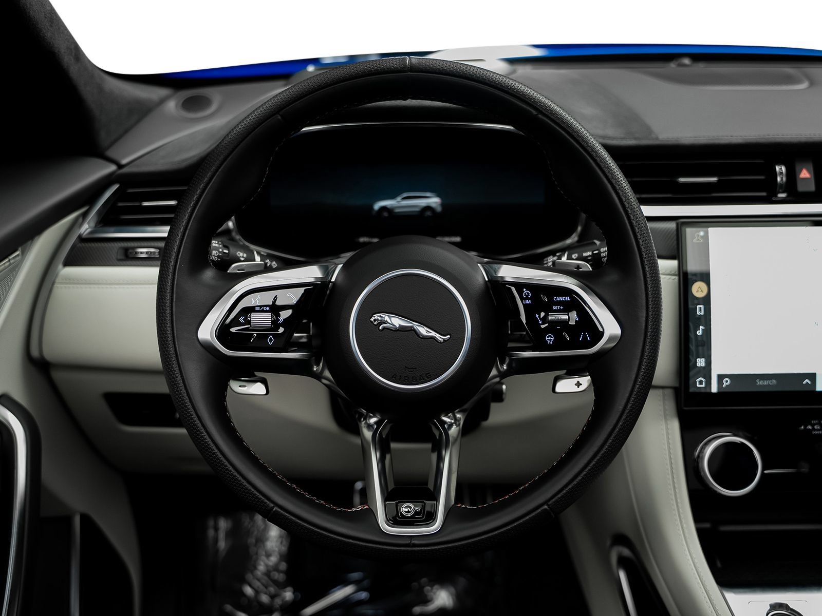 Used 2025 Jaguar F-PACE SVR 575 Edition AWD/4WD image 31
