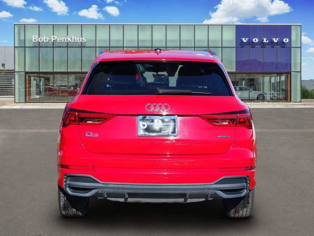 Used 2024 Audi Q3 2.0T Premium image 25