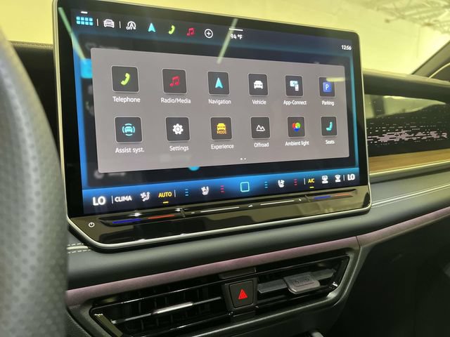 New 2026 Volkswagen Tiguan SEL R-Line AWD/4WD image 20