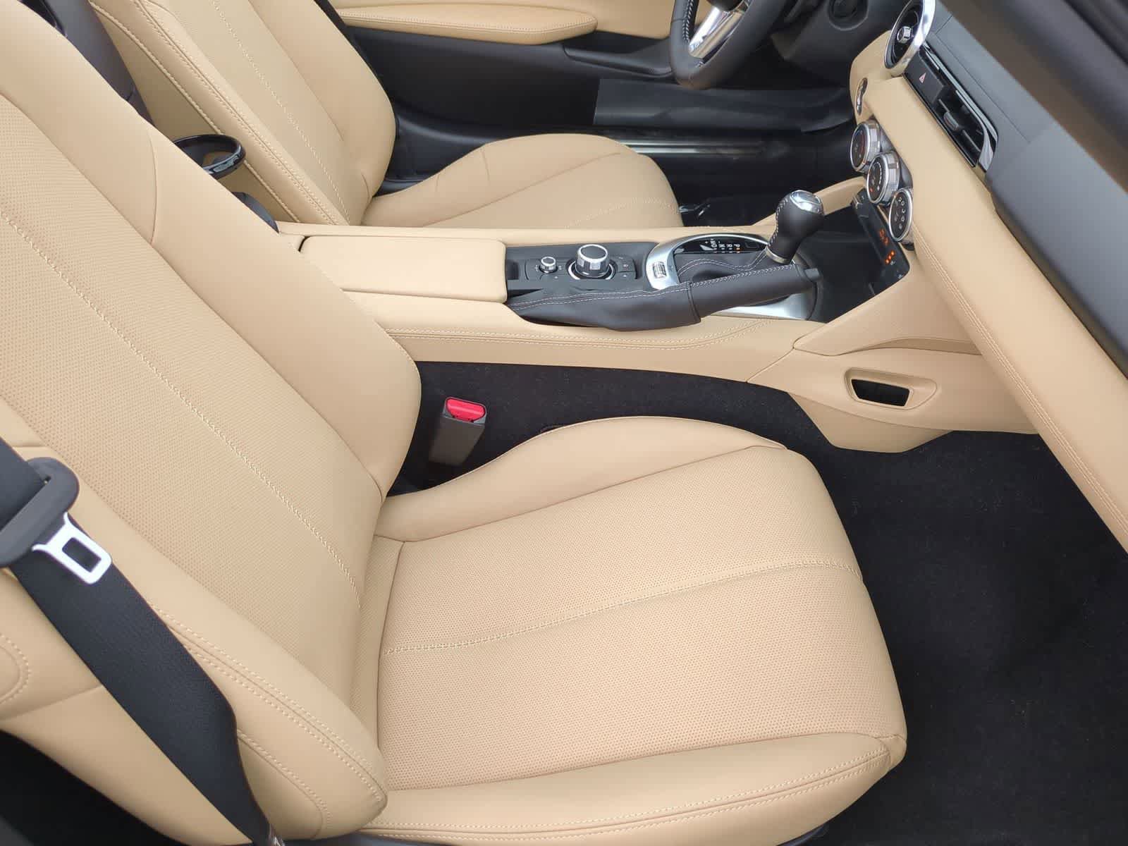 New 2026 MAZDA MX-5 Miata RF Grand Touring w/ Weather Package RWD image 16