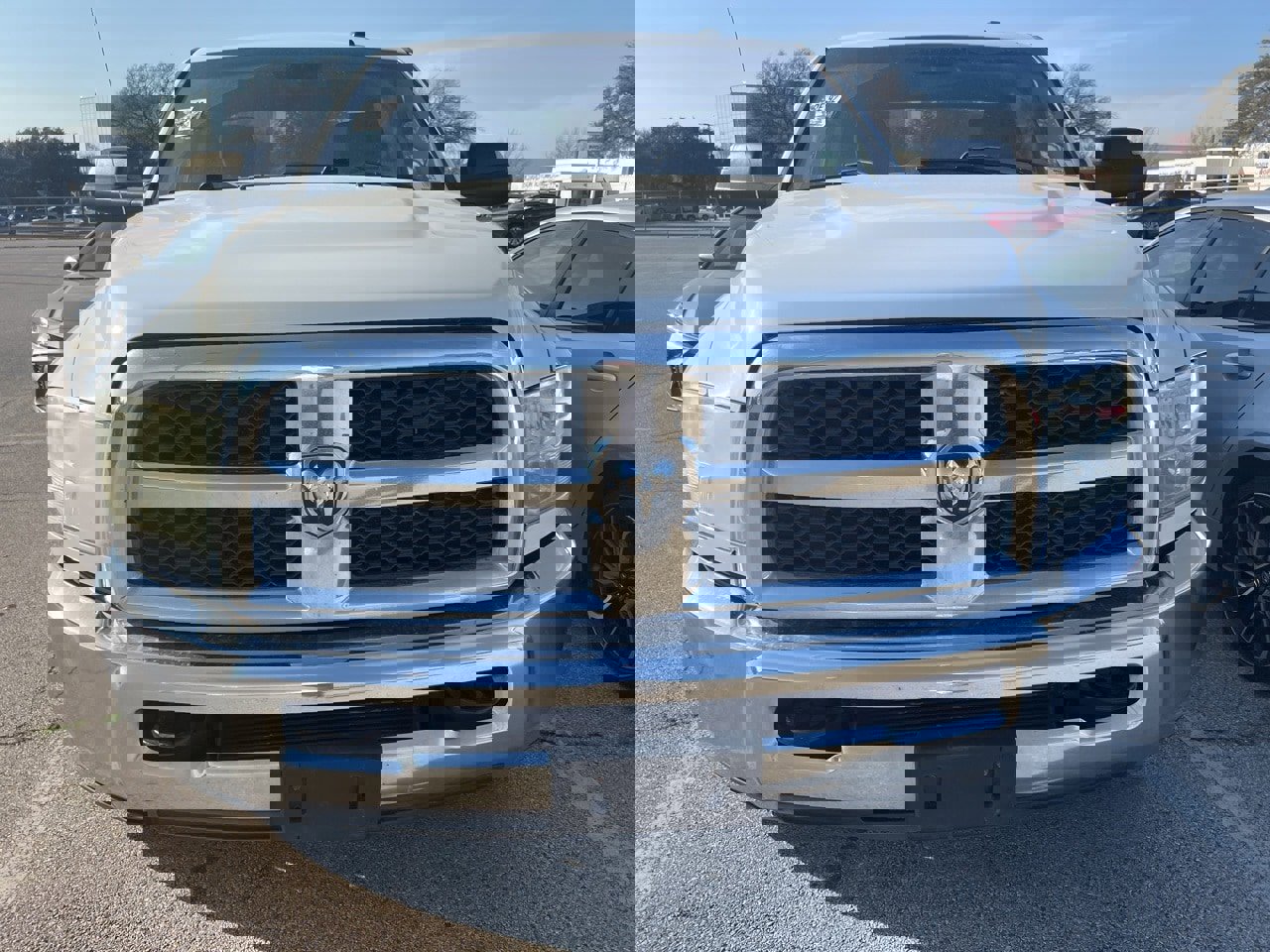 Used 2014 RAM 2500 Tradesman w/ Chrome Appearance Group image 2