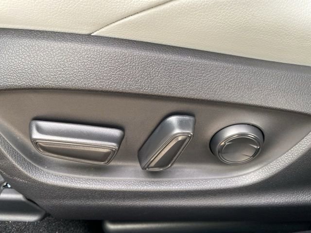 Certified 2025 Toyota Corolla XSE image 15