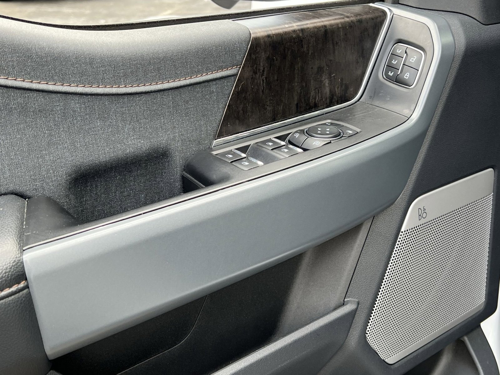 Certified 2023 Ford F150 Lightning Lariat image 15