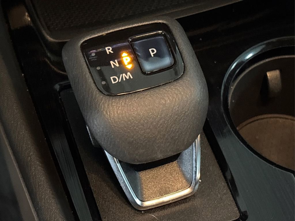 Certified 2021 Nissan Rogue S image 33