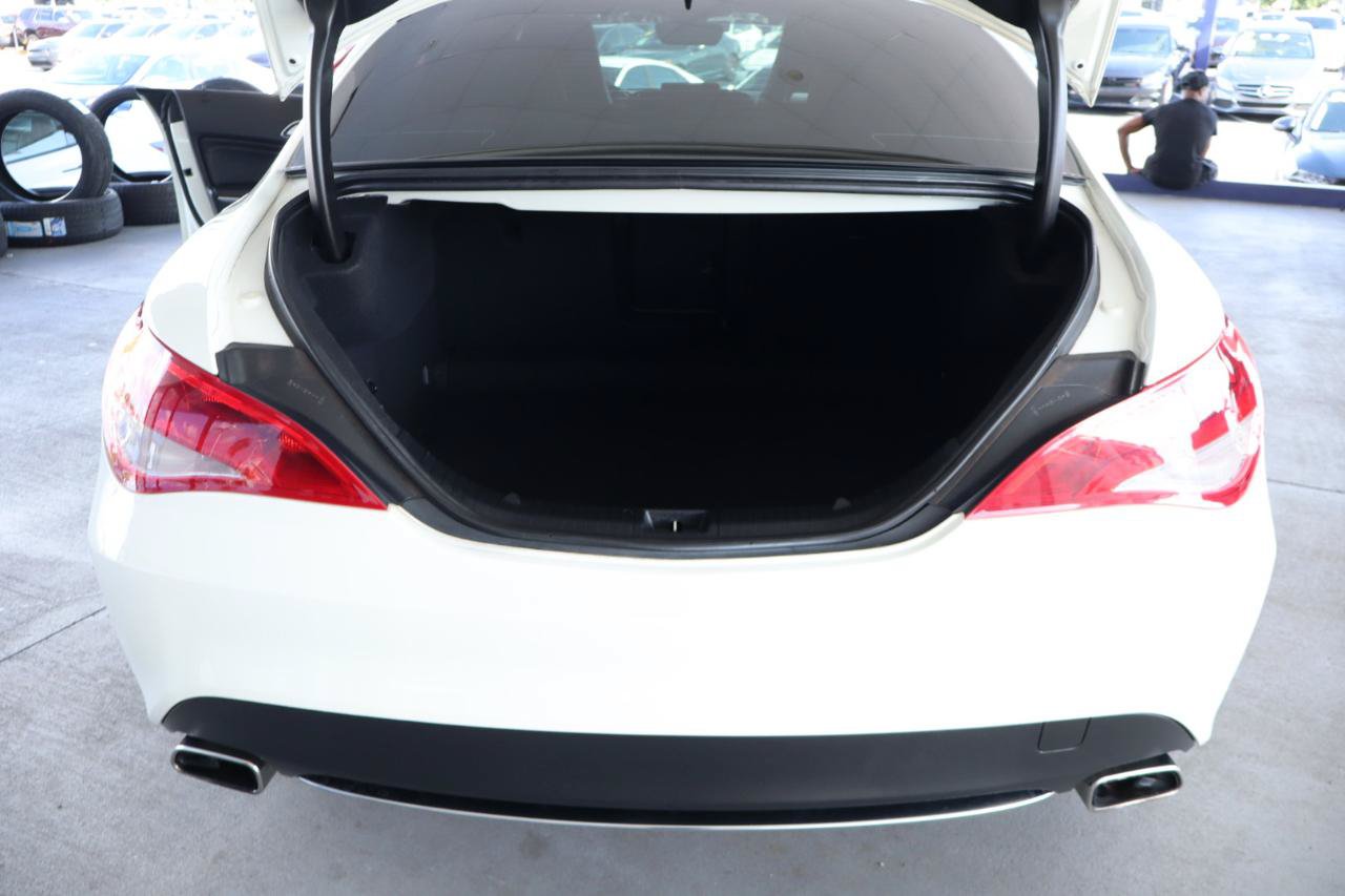 Used 2016 Mercedes-Benz CLA 250 image 32