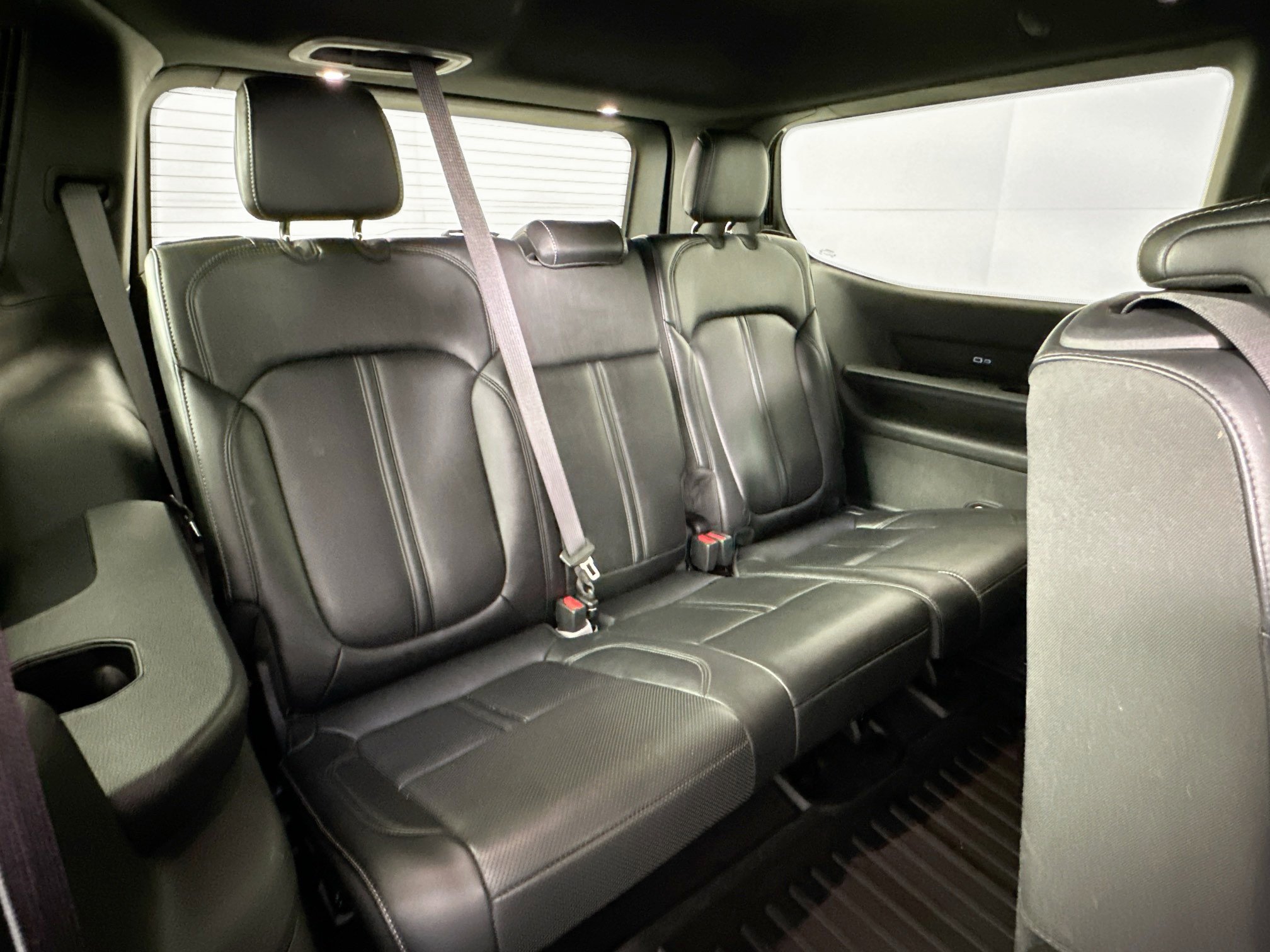 Used 2022 Jeep Wagoneer Series III image 28