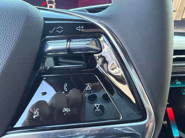 New 2027 Cadillac Escalade Sport w/ Touring Package AWD/4WD image 17