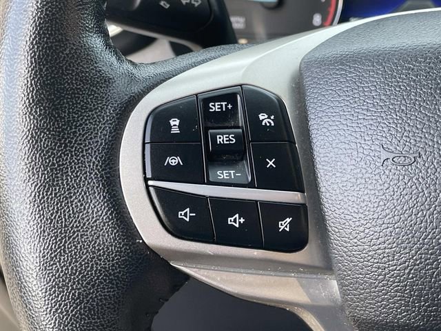 Certified 2022 Ford Explorer XLT w/ Equipment Group 202A image 10
