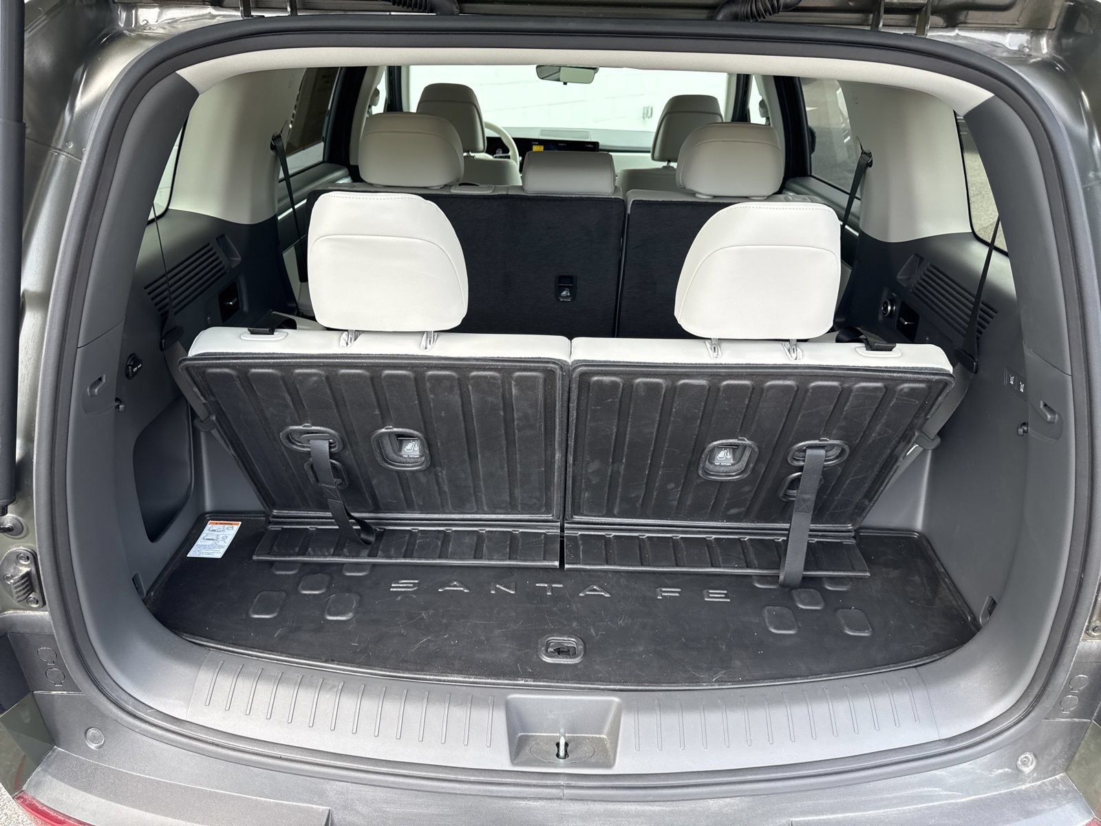 Used 2026 Hyundai Santa Fe SEL AWD/4WD image 14