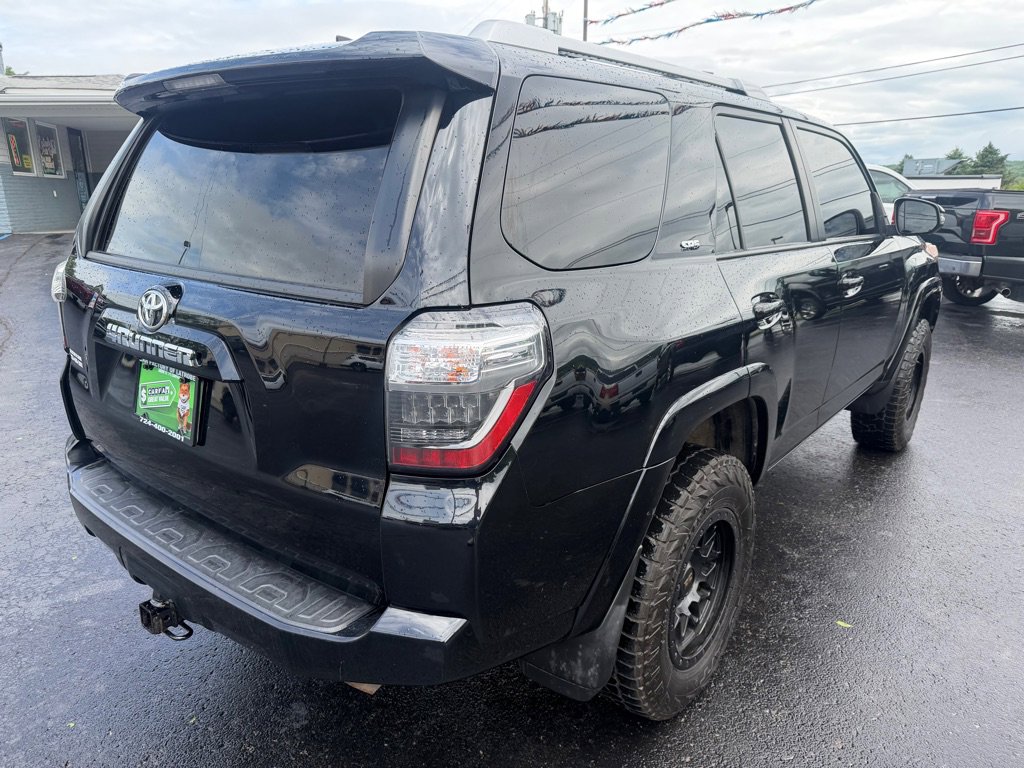 Used 2018 Toyota 4Runner SR5 Premium AWD/4WD image 5