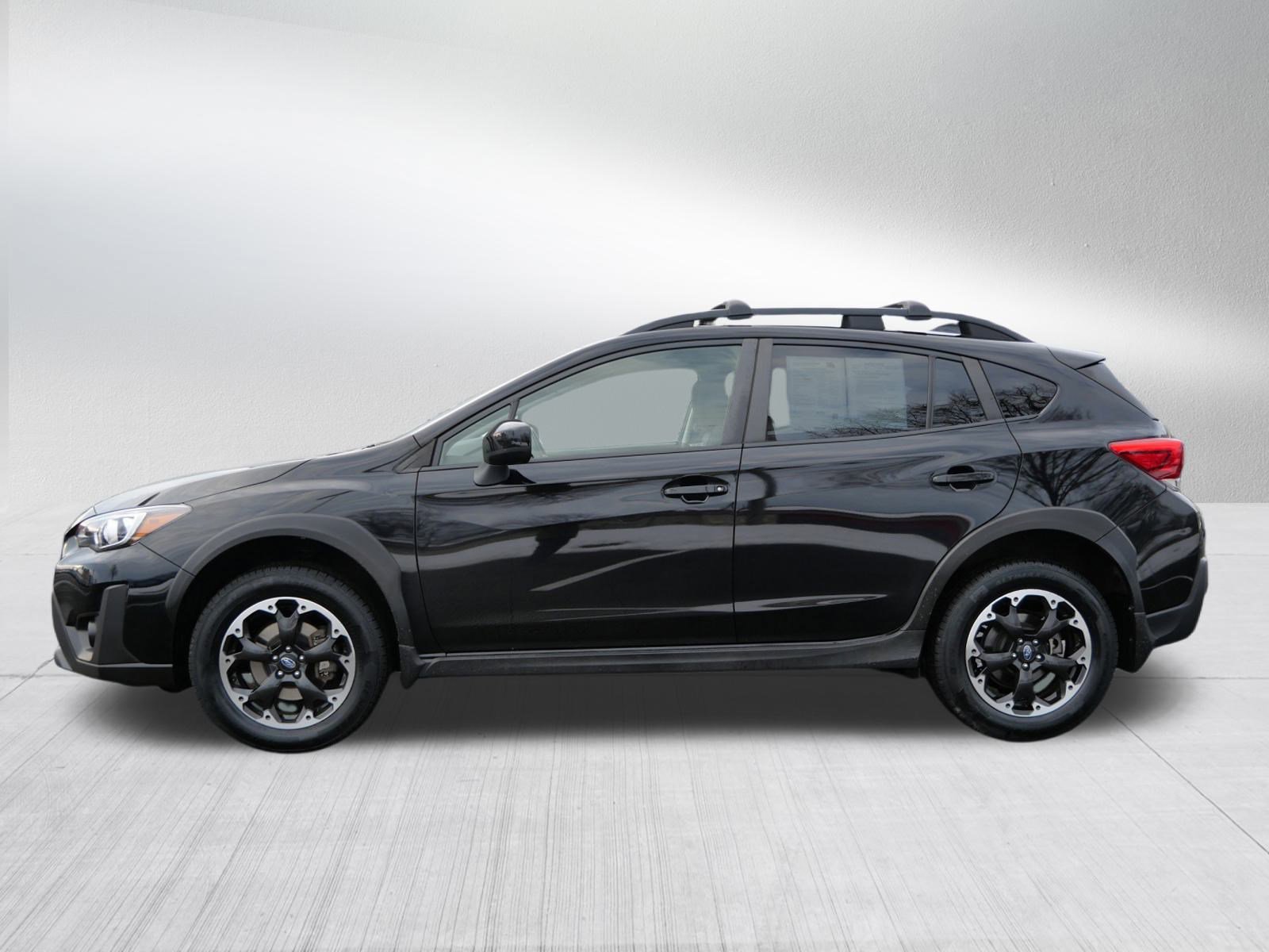 Used 2023 Subaru Crosstrek 2.0i Premium image 4