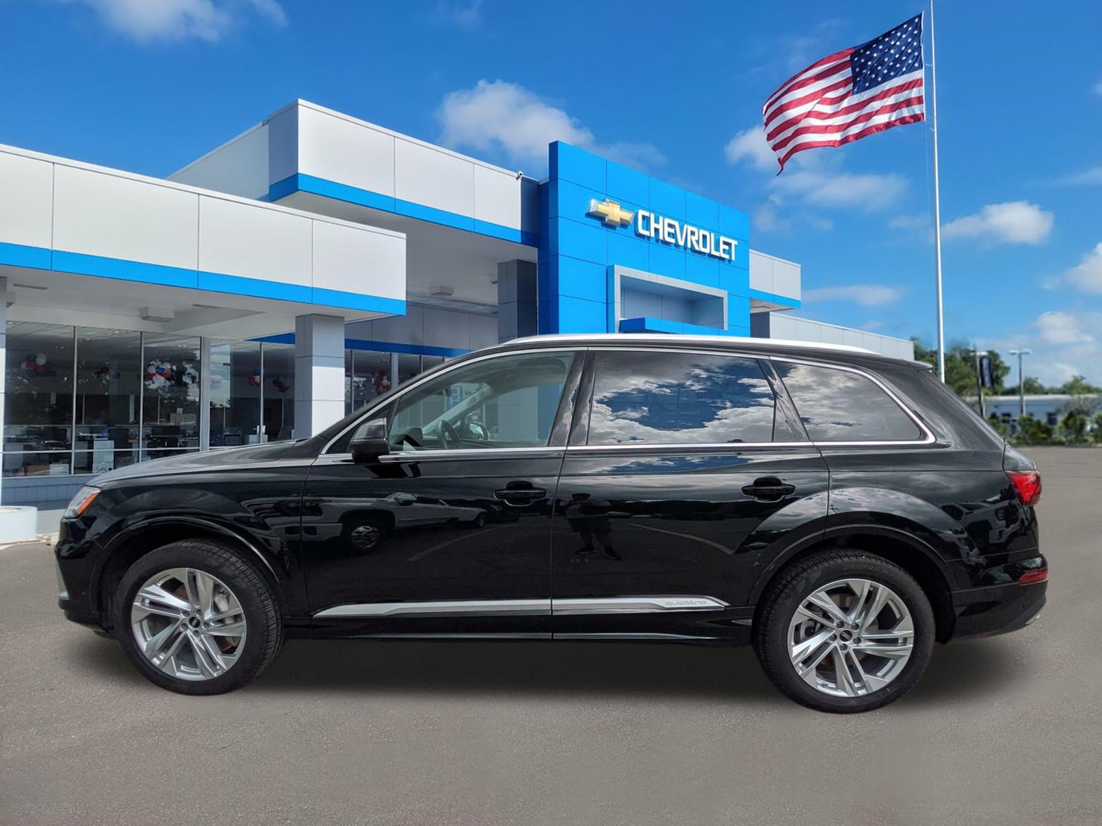 Used 2023 Audi Q7 3.0T Premium Plus w/ Premium Plus Package AWD/4WD image 6