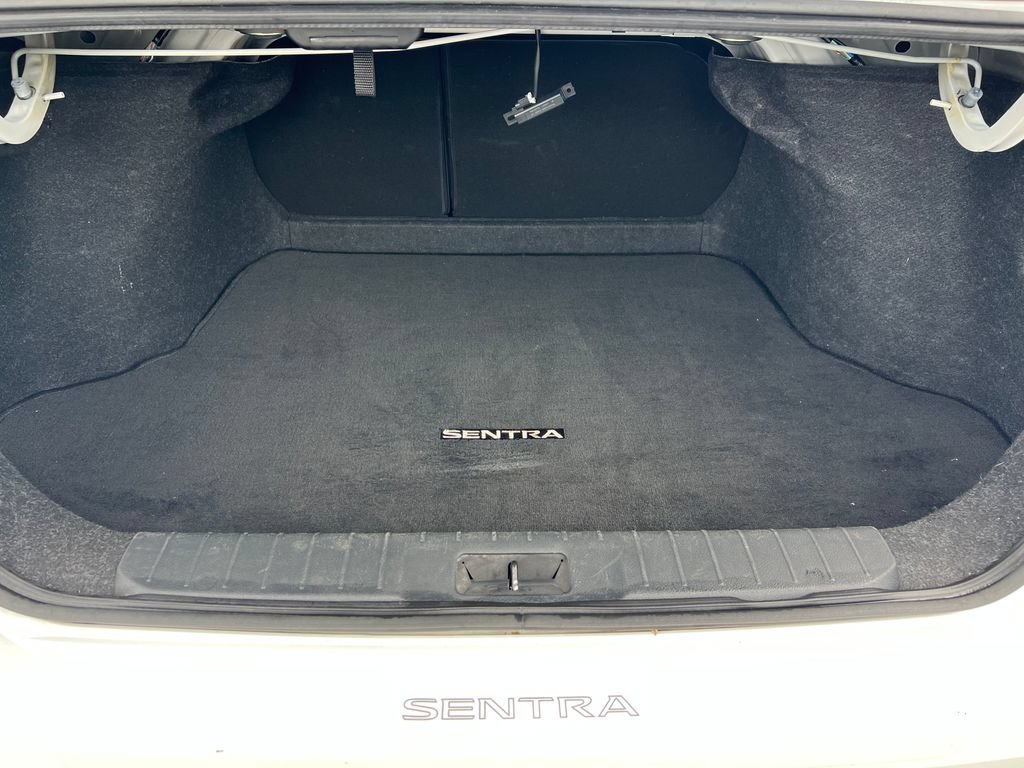 Used 2020 Nissan Sentra SV w/ Electronics Package FWD image 17