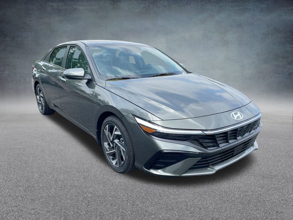 New 2025 Hyundai Elantra Limited image 33
