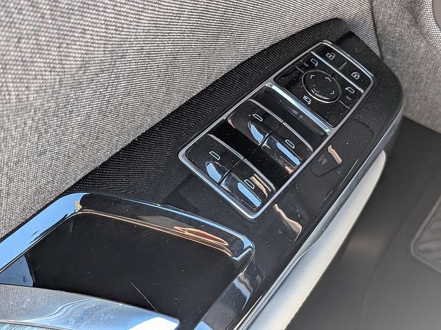 Certified 2025 Cadillac Escalade Sport Platinum w/ LPO, ONYX Package AWD/4WD image 25