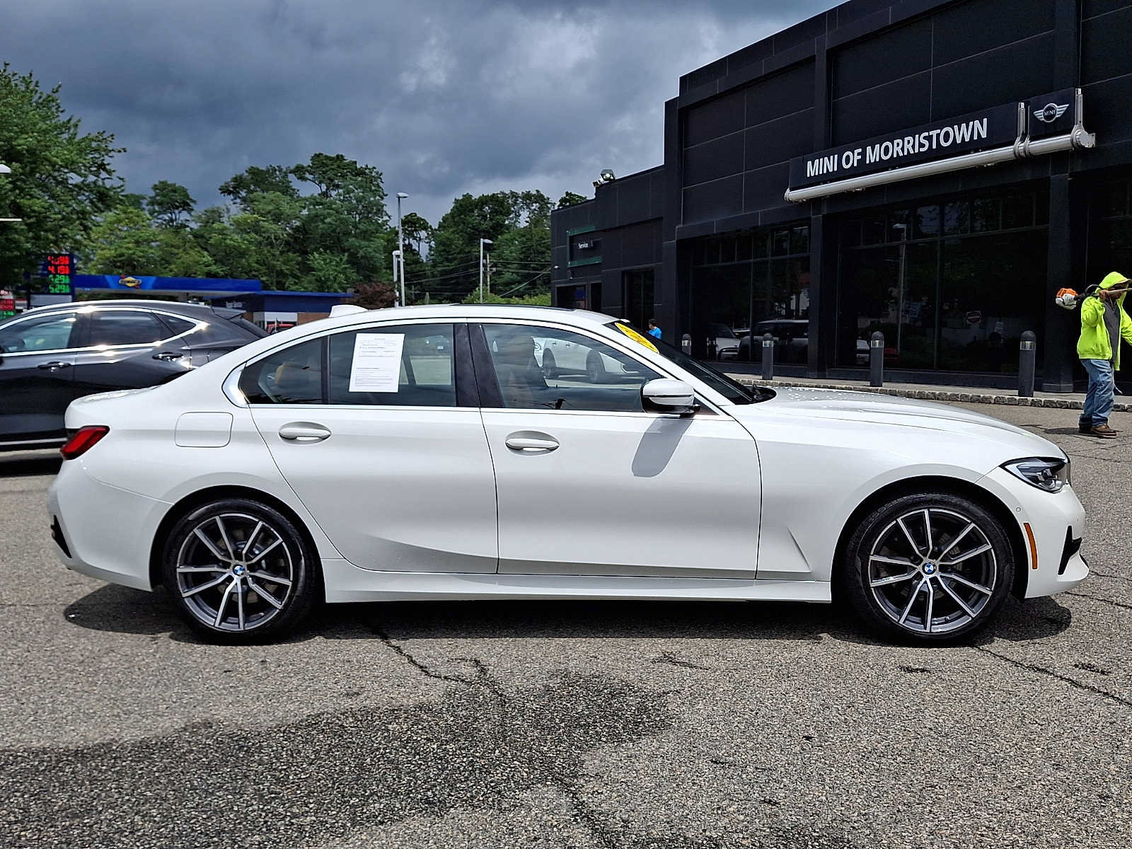 Used 2021 BMW 330i xDrive Sedan w/ Premium Package AWD/4WD image 7