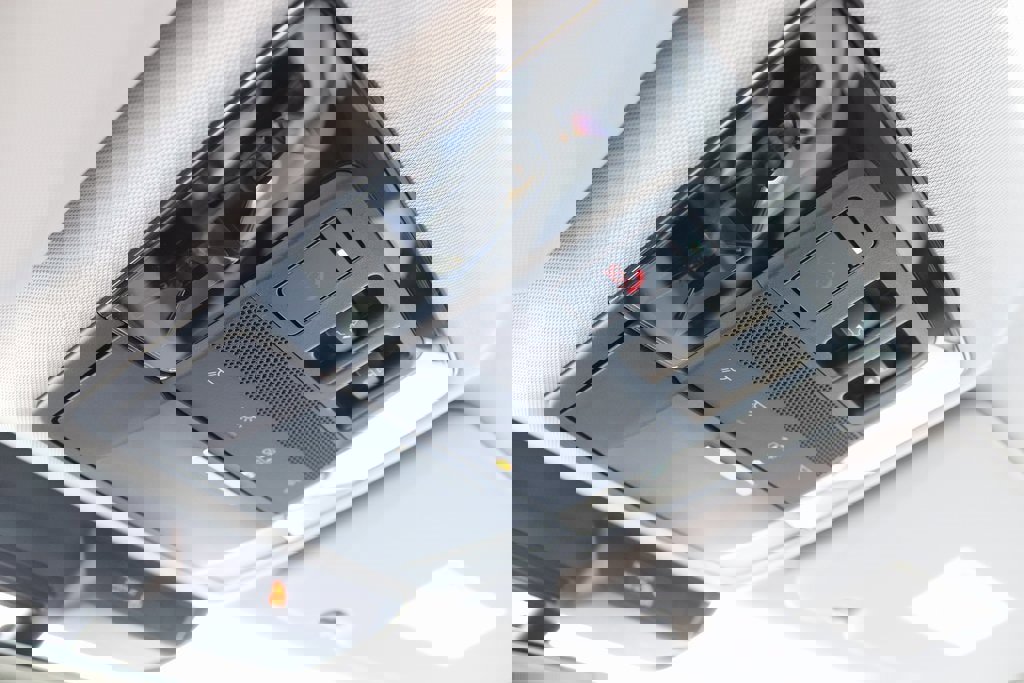 Used 2025 Mitsubishi Outlander SE image 16