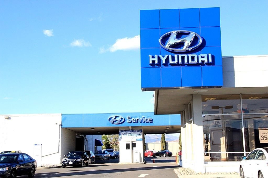 Used 2026 Hyundai Elantra Sport FWD image 38