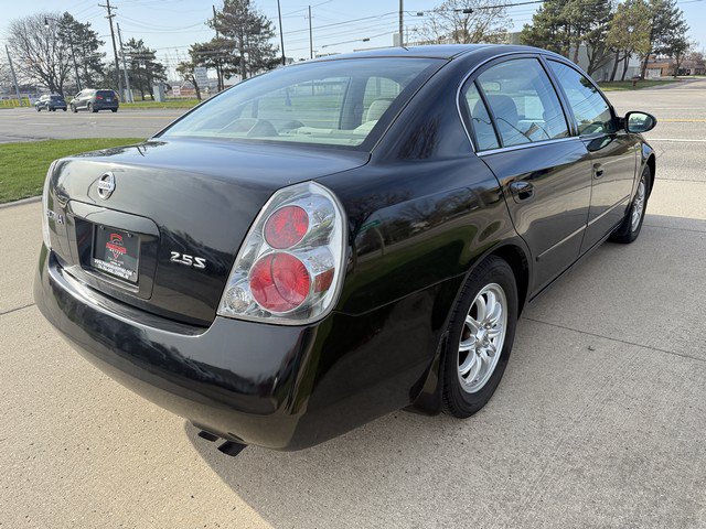 Used 2005 Nissan Altima 2.5 S FWD image 5