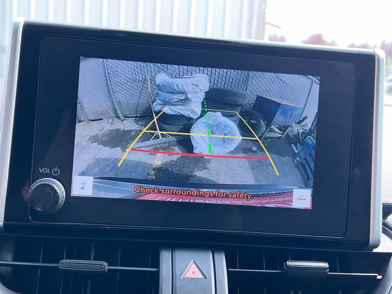 Used 2023 Toyota RAV4 XLE FWD image 17